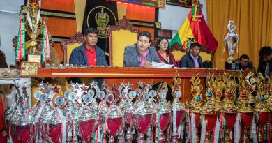 Los campeonatos deportivos navideños en La Paz están garantizados con la dotación de copas, medallas y certificados