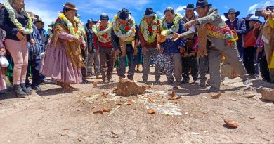 Comienza la construcción del puente Tarafaya en Santiago de Machaca y Santos Quispe da pie a dos carreteras